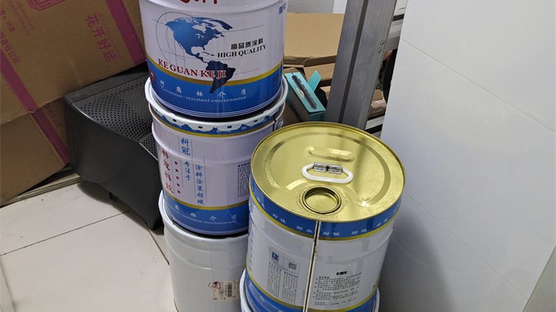 金属漆喷涂后干燥时间的长短，受到多种因素的影响。以下是一些关键因素：